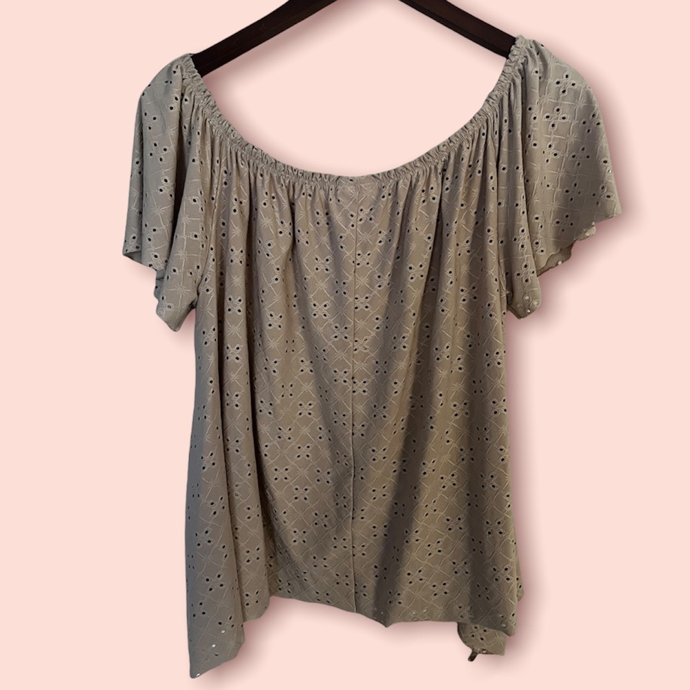 Cream Embroidered Top - Picture 2 of 4